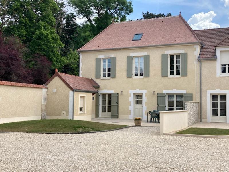 Gite Les Auregats Maligny Exterior photo